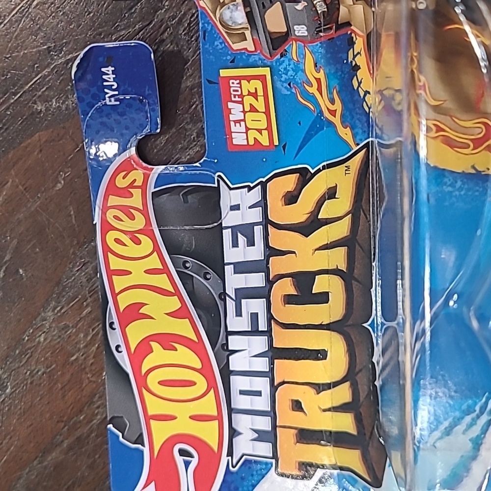 New Hot Wheels Monster Truck 5 Alarm - Picture 4 of 7